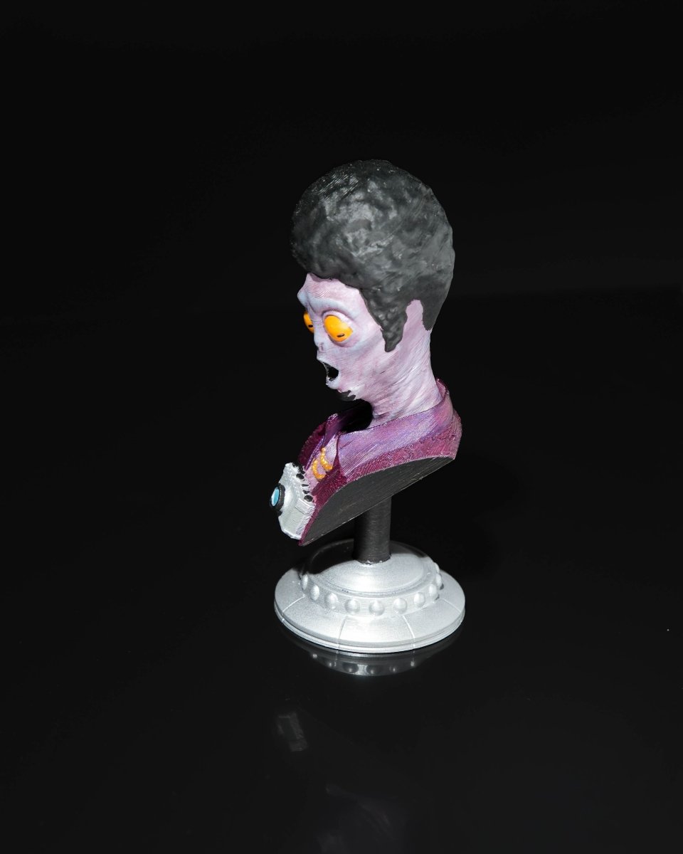 Alien Tourist Busts - The Phynagrin Show