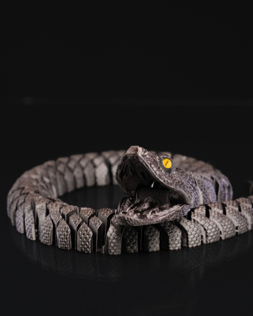 Articulated Bush Viper - The Phynagrin Show