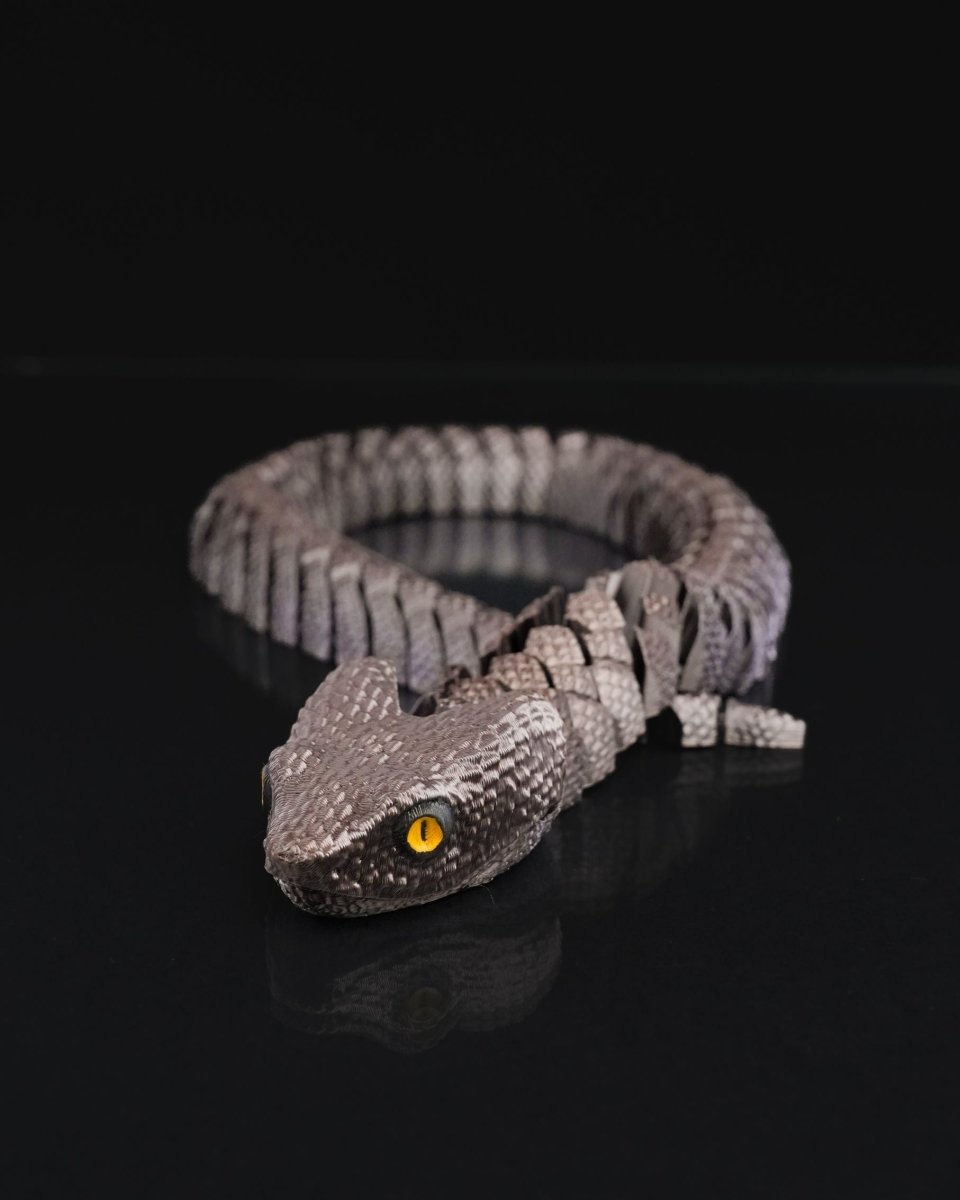 Articulated Bush Viper - The Phynagrin Show