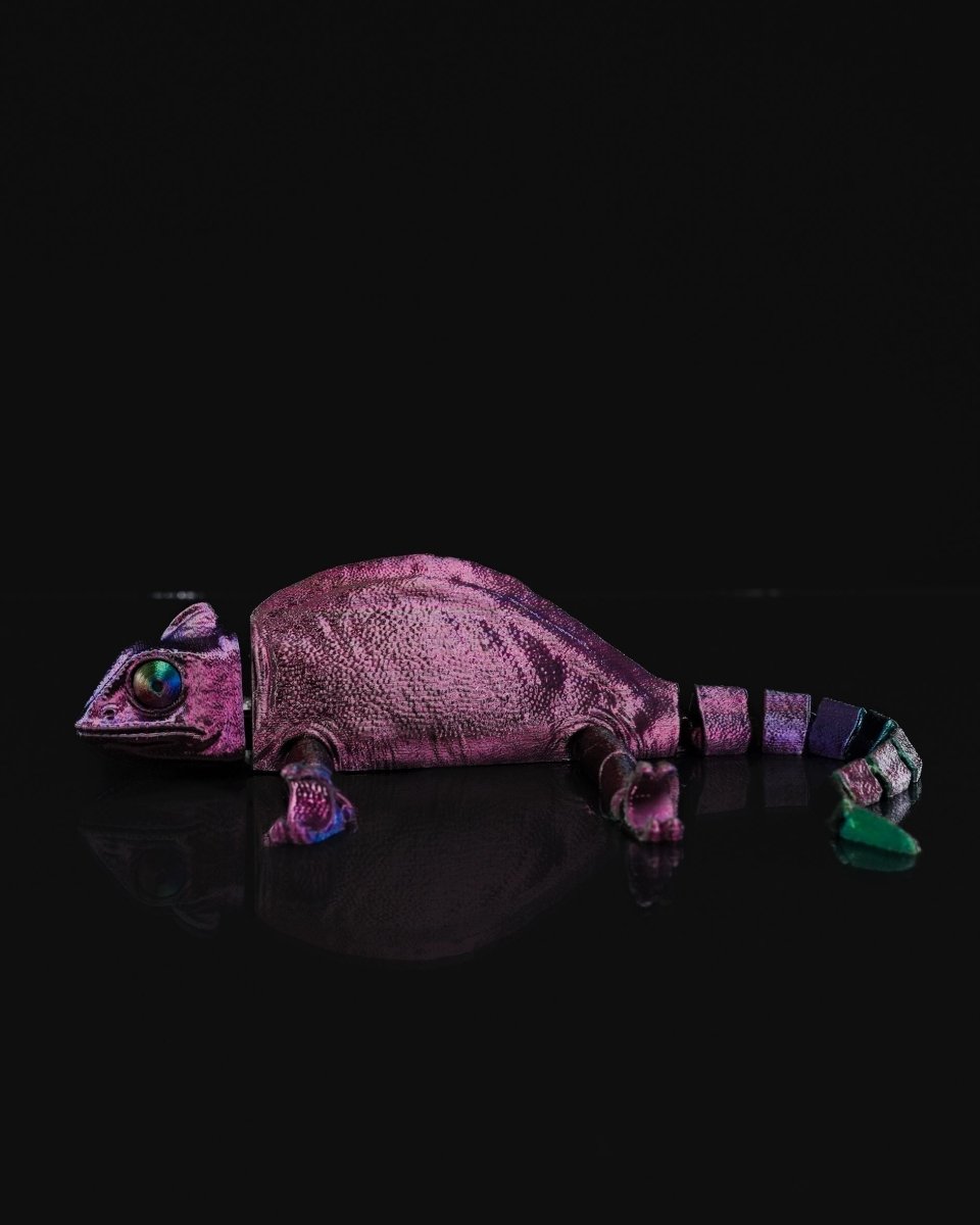 Articulated Chameleon - The Phynagrin Show
