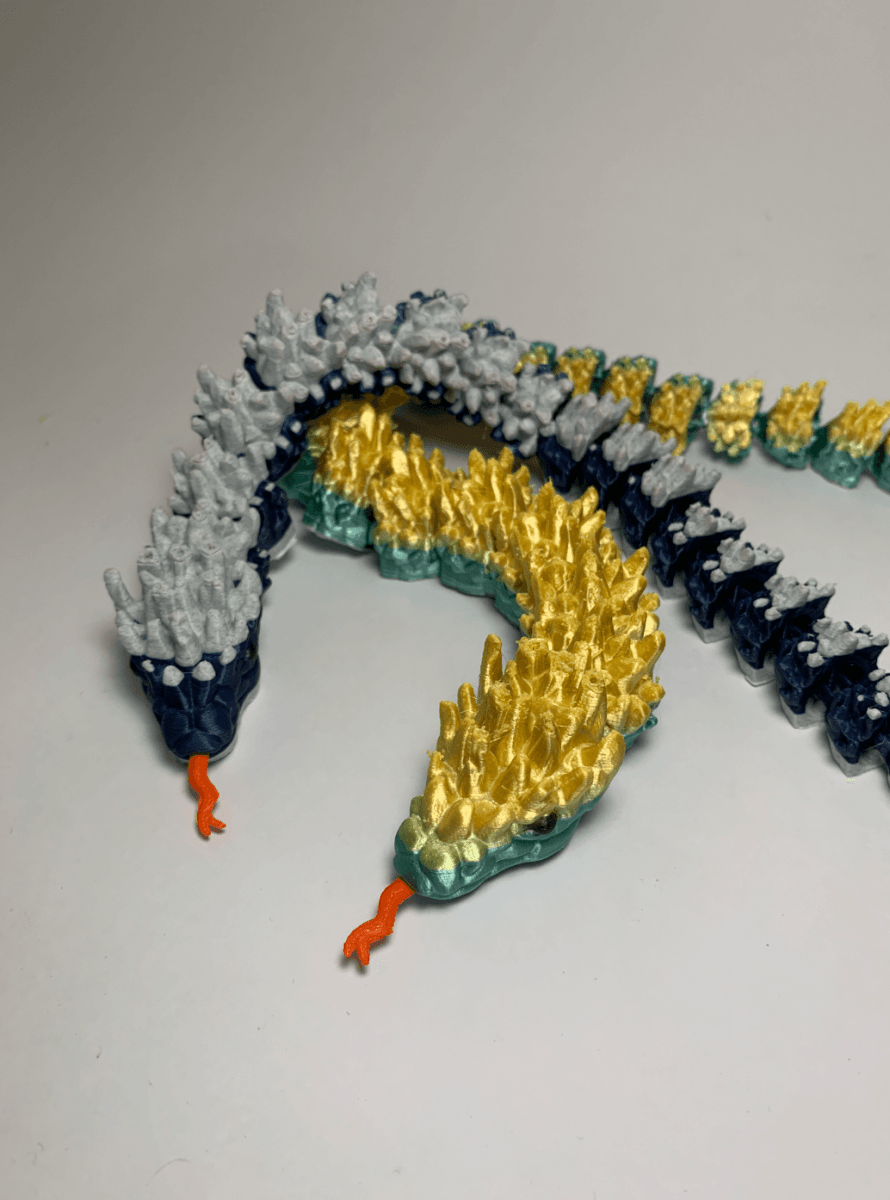 Articulated Frost Snake - The Phynagrin Show