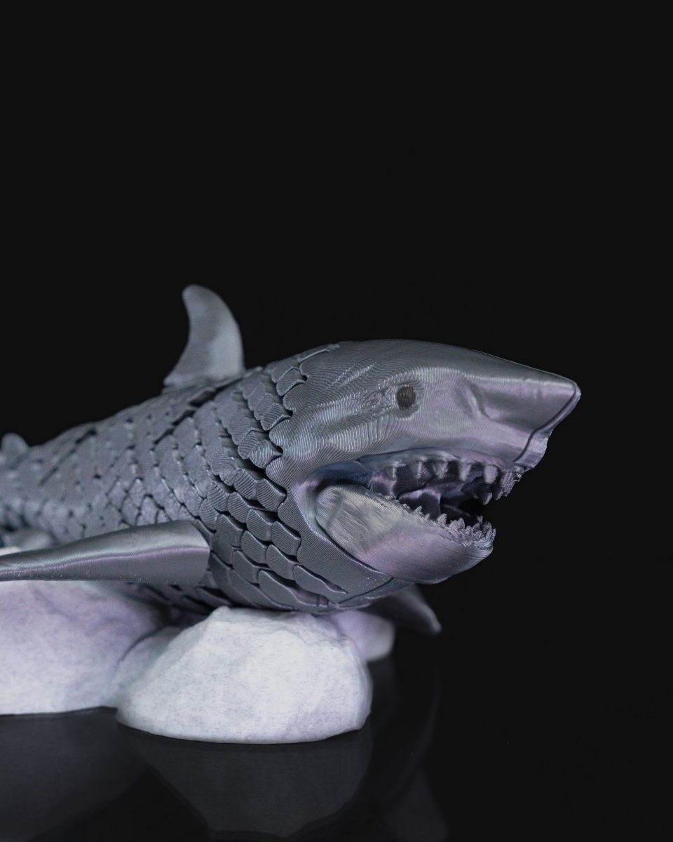 Articulated Great White Shark - The Phynagrin Show