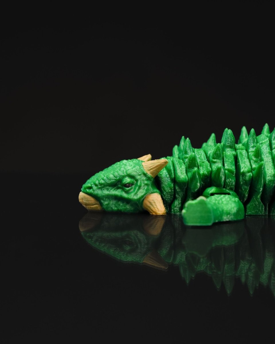 Articulated Mama Ankylosaurus - The Phynagrin Show