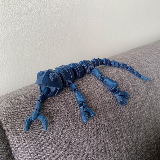 Articulated Mechanical Chameleon - The Phynagrin Show