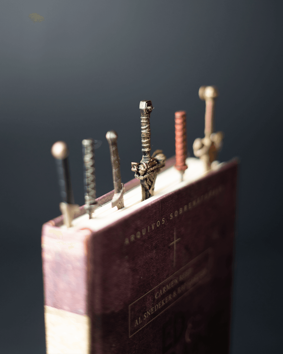 Blades Bookmark - The Phynagrin Show