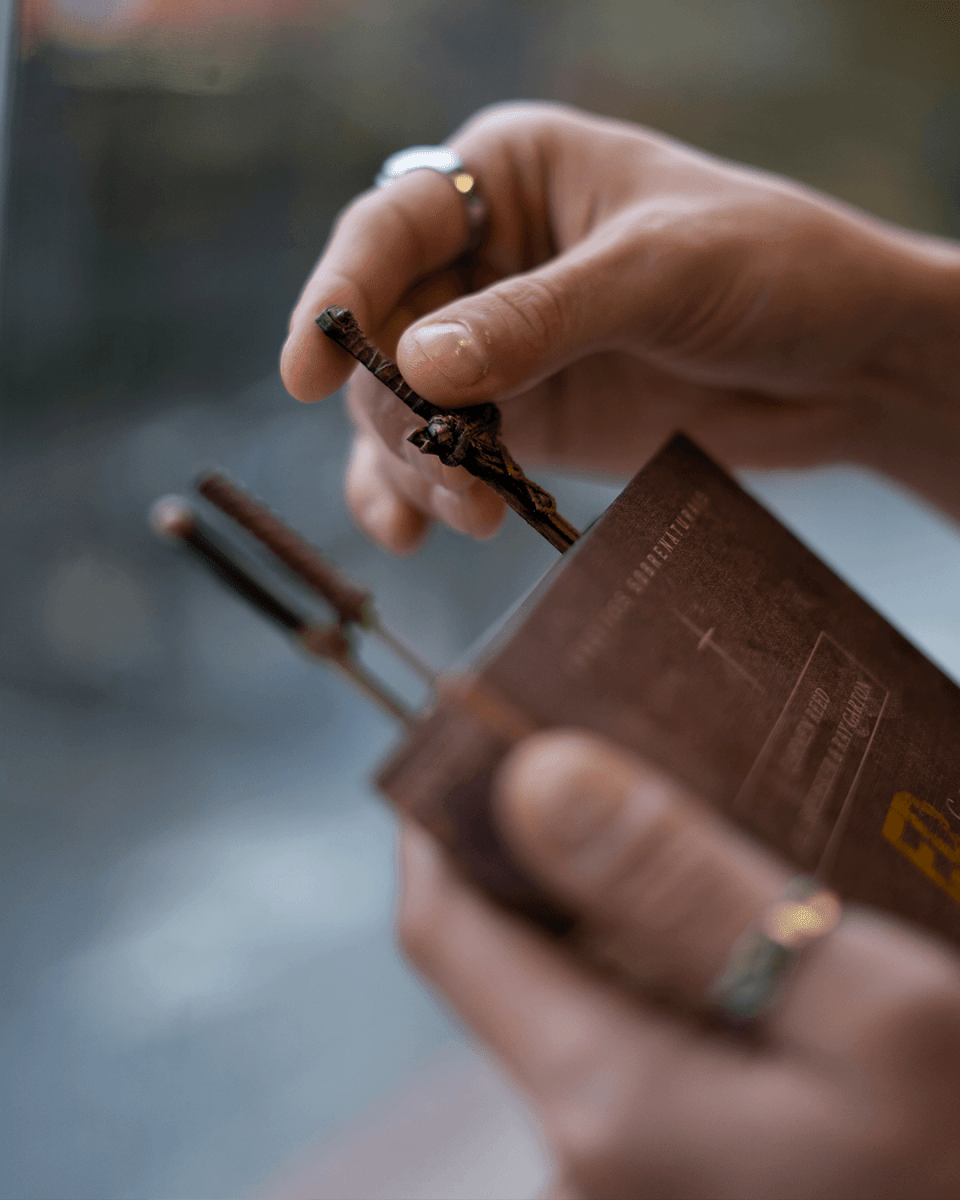 Blades Bookmark - The Phynagrin Show