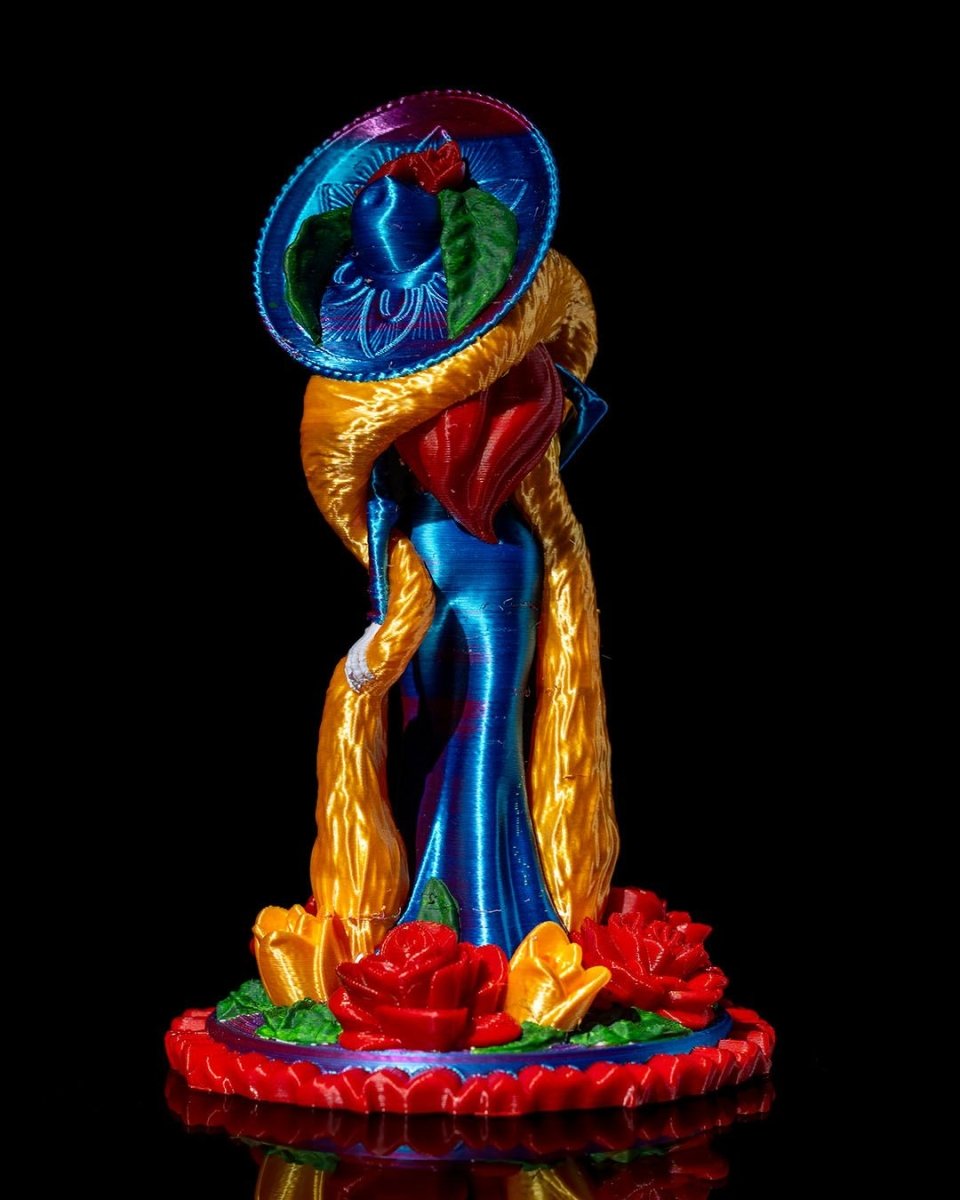 La Catrina Statue - The Phynagrin Show