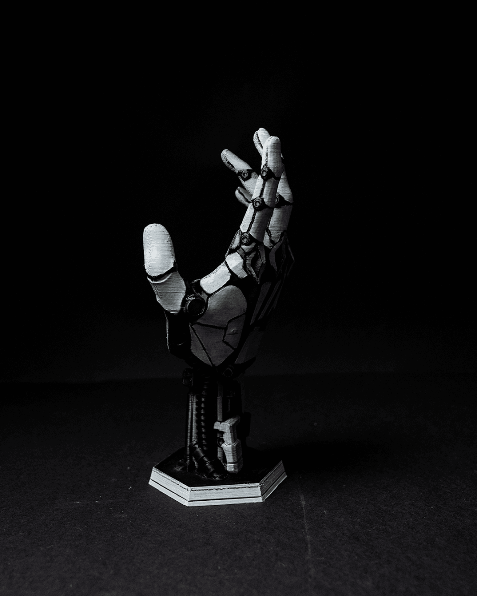 Robot Hand Controller Holder - The Phynagrin Show
