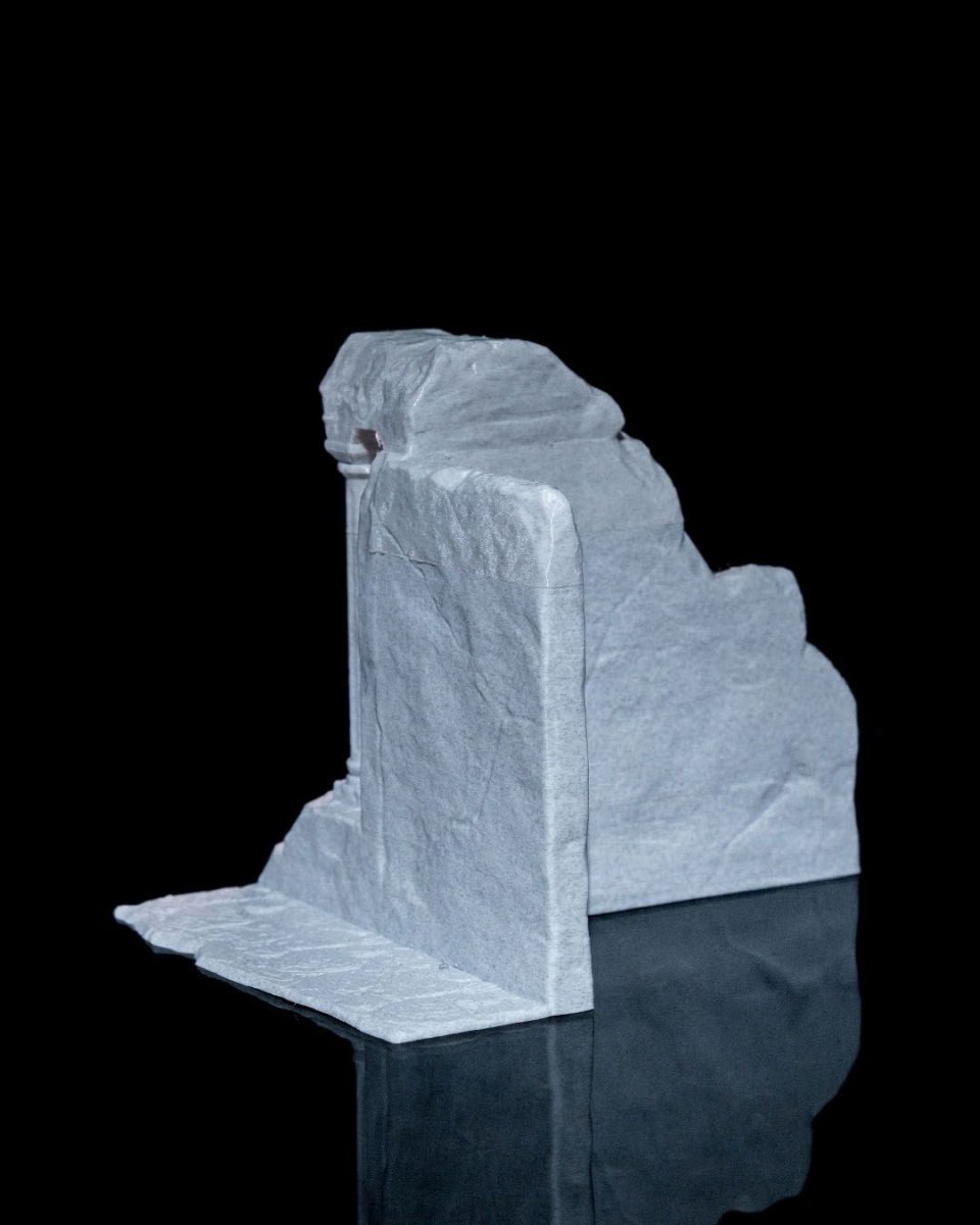 Ruined Bookend - The Phynagrin Show