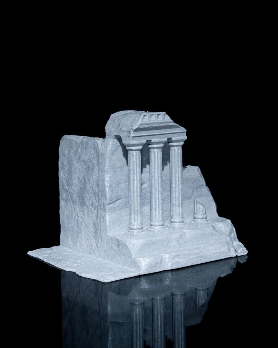 Ruined Bookend - The Phynagrin Show