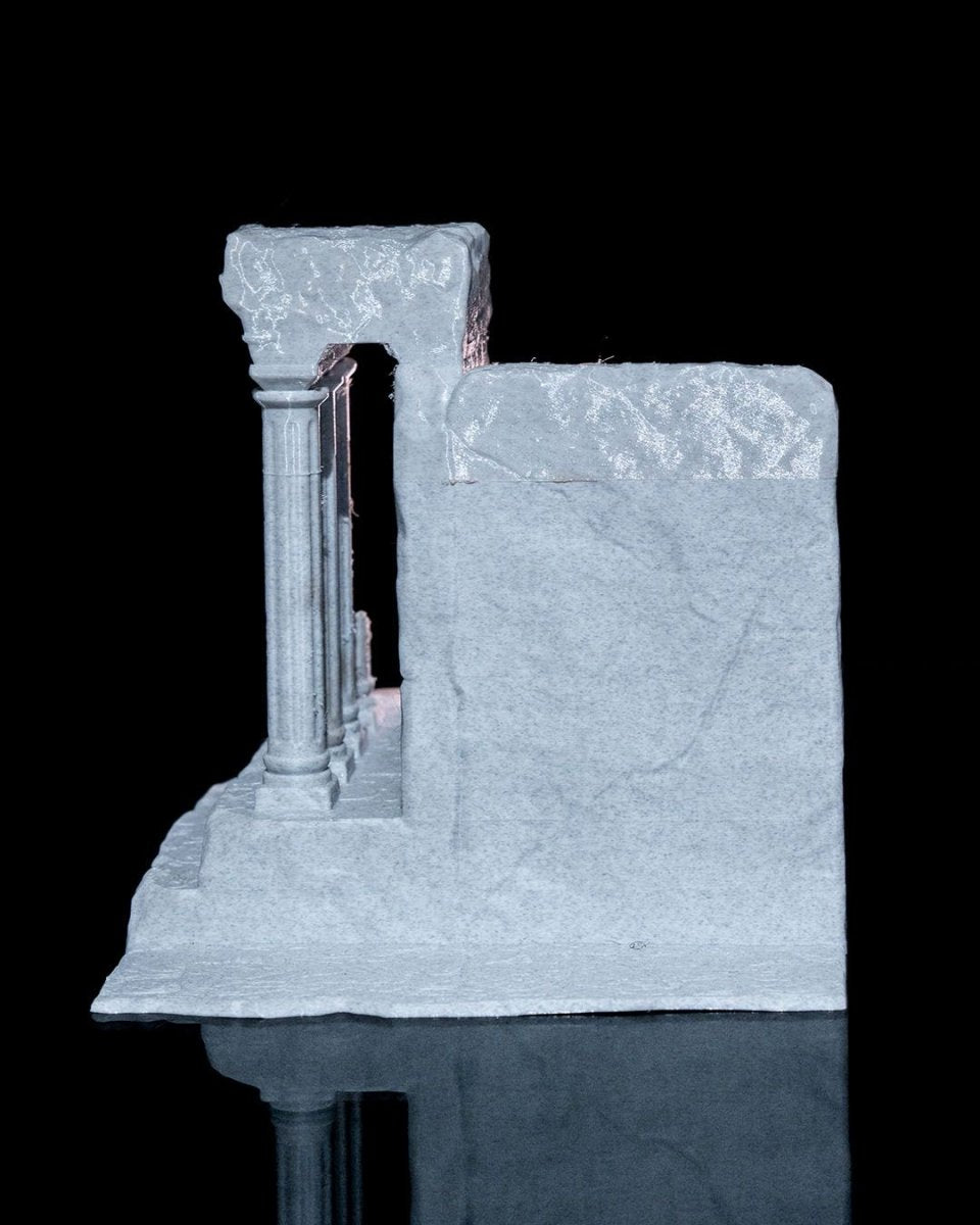 Ruined Bookend - The Phynagrin Show