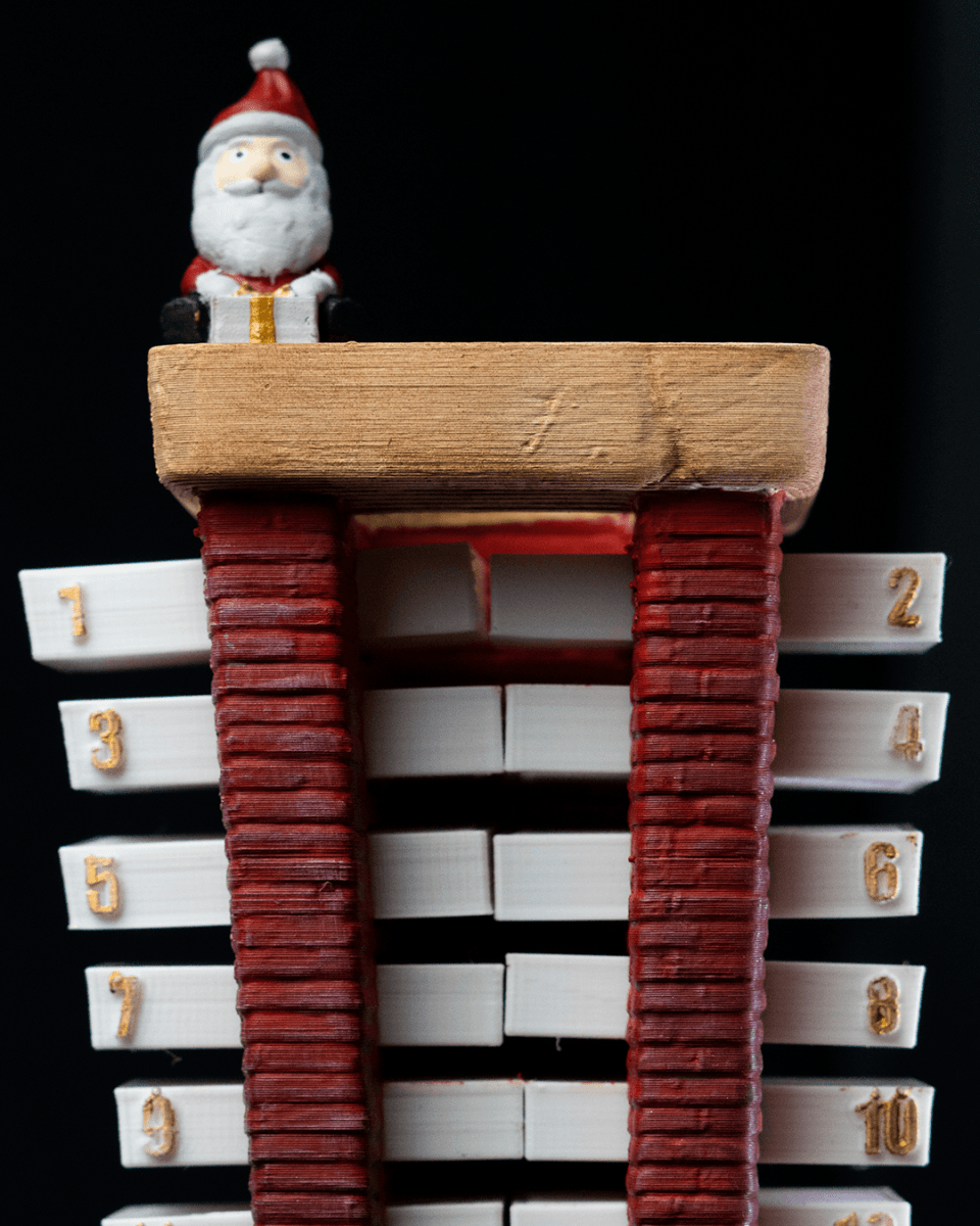 Santa Countdown Chimney - The Phynagrin Show