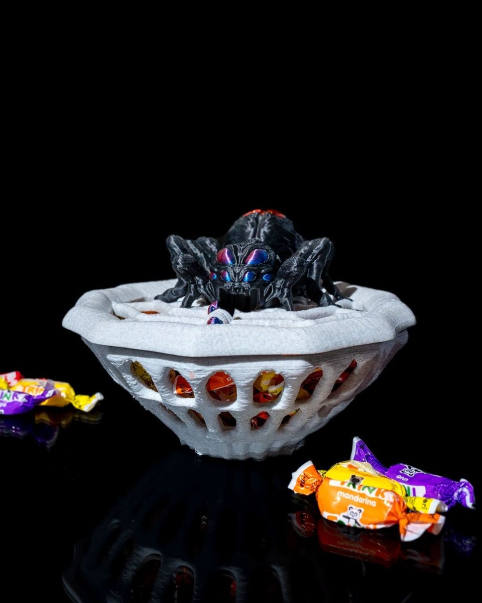 The Spider's Candy Bowl - The Phynagrin Show
