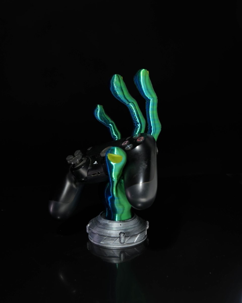 Alien Hand Controller Holder - The Phynagrin Show