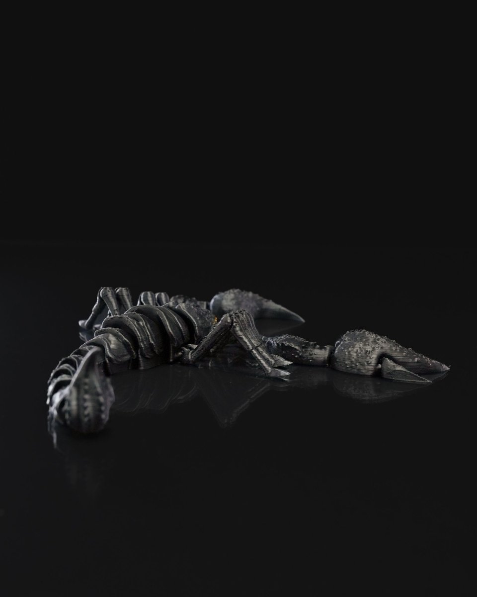 Articulated Emperor Scorpion - The Phynagrin Show