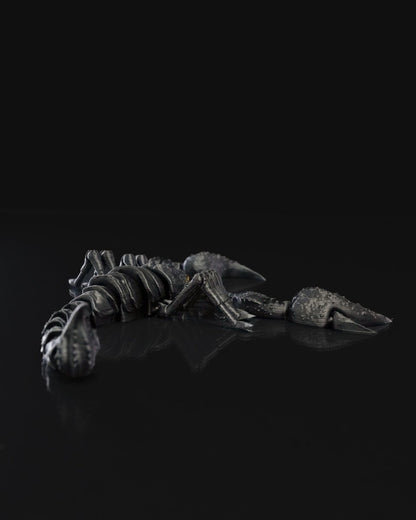 Articulated Emperor Scorpion - The Phynagrin Show