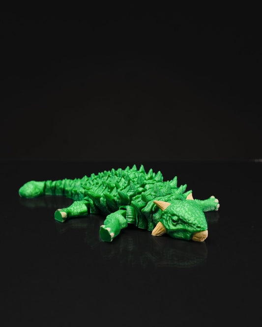 Articulated Mama Ankylosaurus - The Phynagrin Show