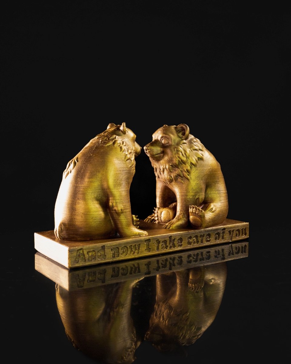 Mama Bear and Cub Statuette - The Phynagrin Show