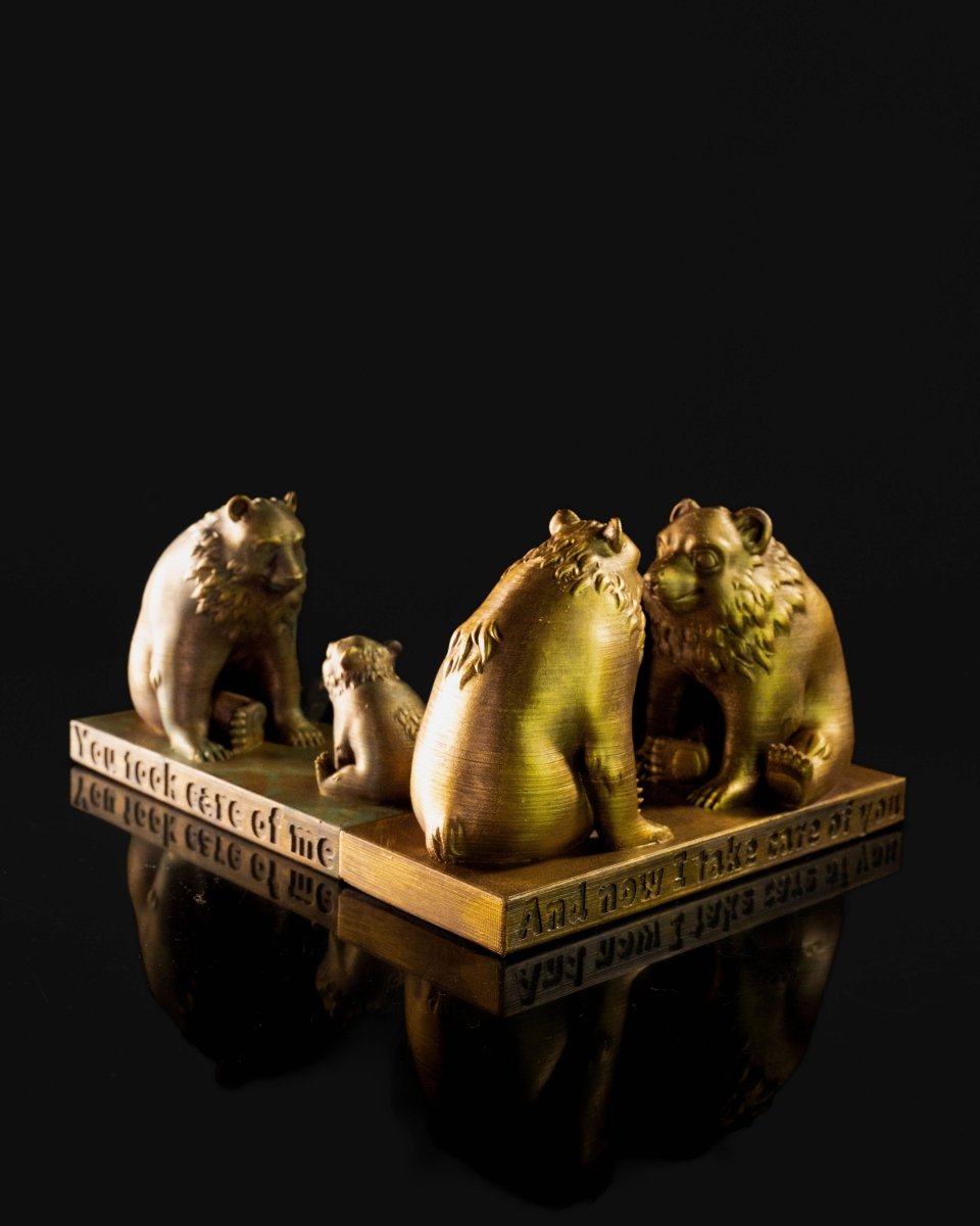 Mama Bear and Cub Statuette - The Phynagrin Show