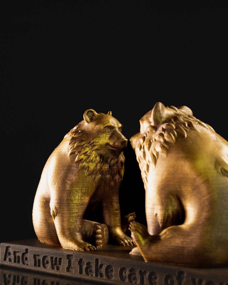 Mama Bear and Cub Statuette - The Phynagrin Show