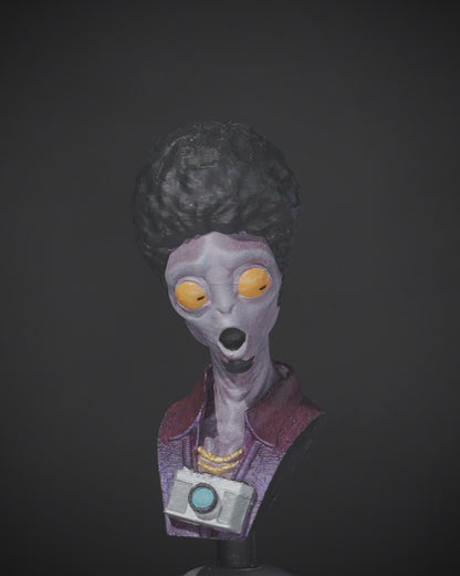 Alien Tourist Busts