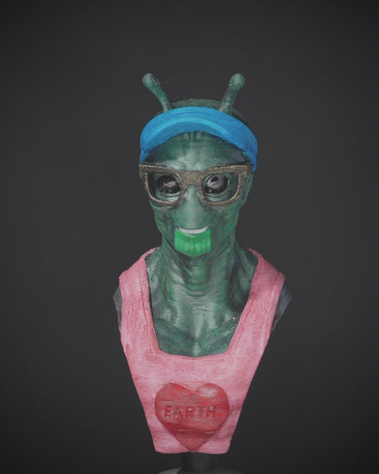 Alien Tourist Busts