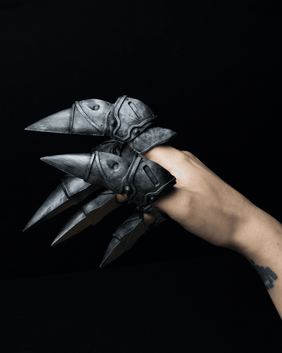 Steampunk Claws - The Phynagrin Show